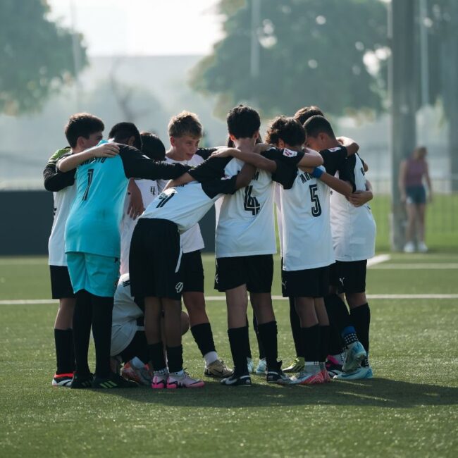 Ajax Academy Dubai was beaten by LaLiga Academy Dubai for a score of 3 - 0 in week 13 of DOFA