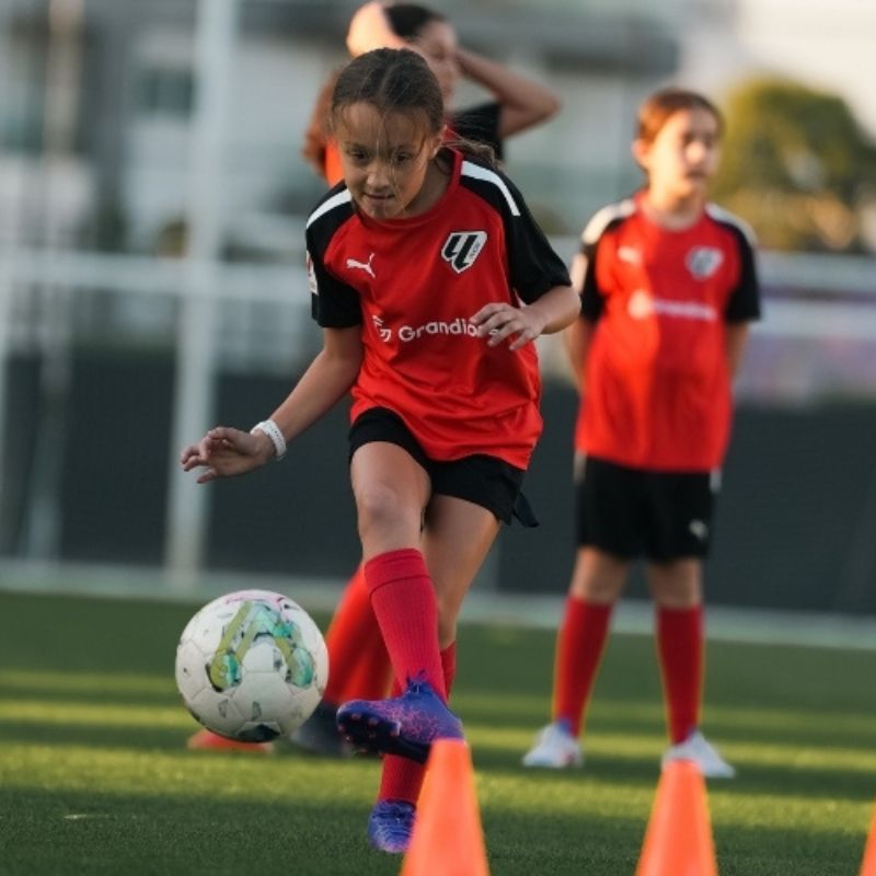 The best girls football academy in dubai is LaLiga Academy Dubai in Dubai Sports City (3)